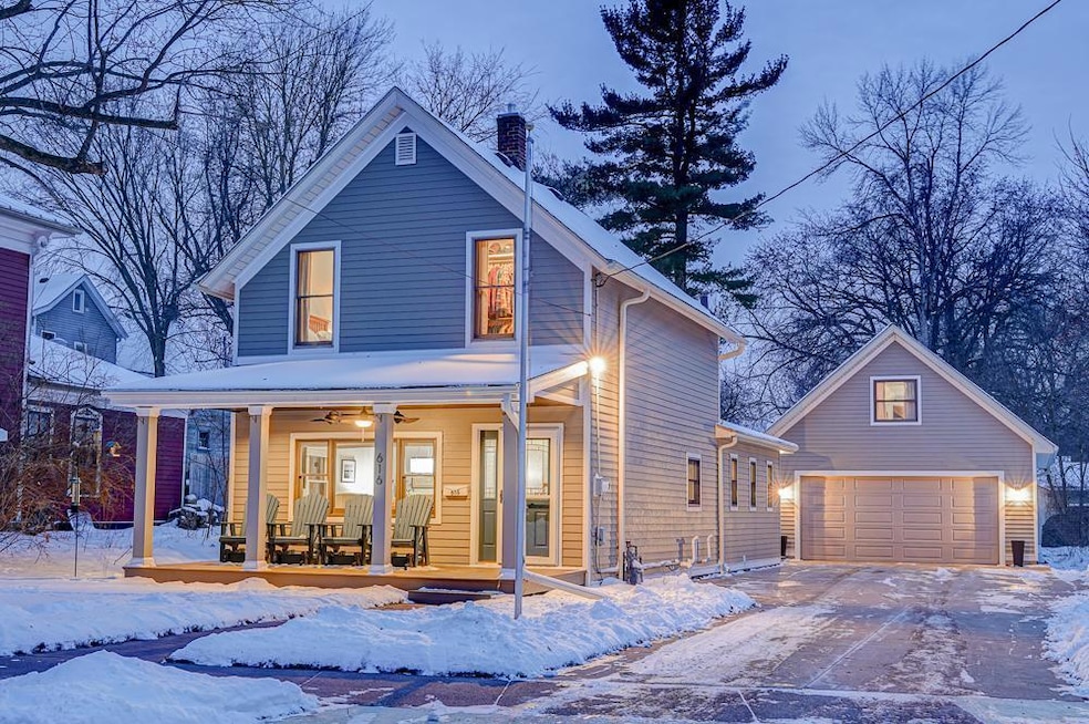 For Sale $575,000 • Co-Listing Agent