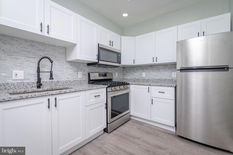 3302 Lawnview Ave, Baltimore, MD 21213 - photo 1