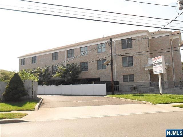 325 Main St unit 3F, Little Ferry, NJ 07643 - photo 1