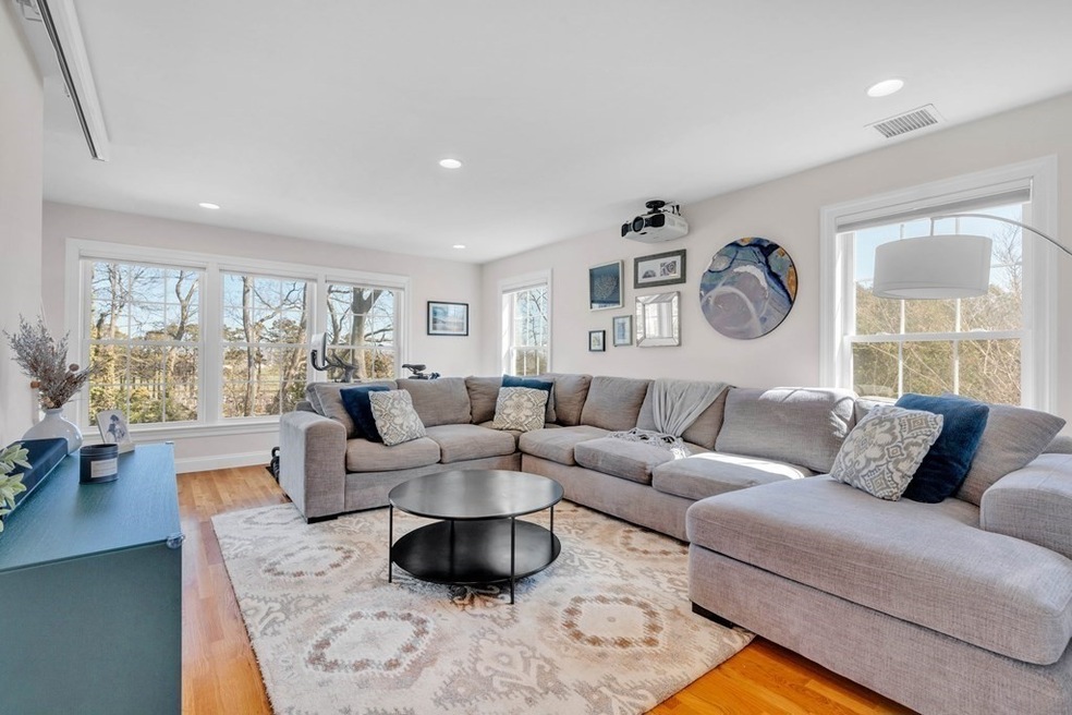 118 Bowdoin St unit 2, Winthrop, MA 02152 - photo 1