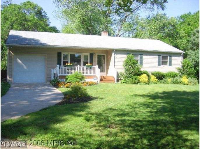 13401 Turkey Branch Pkwy, Rockville, MD 20853 - photo 1