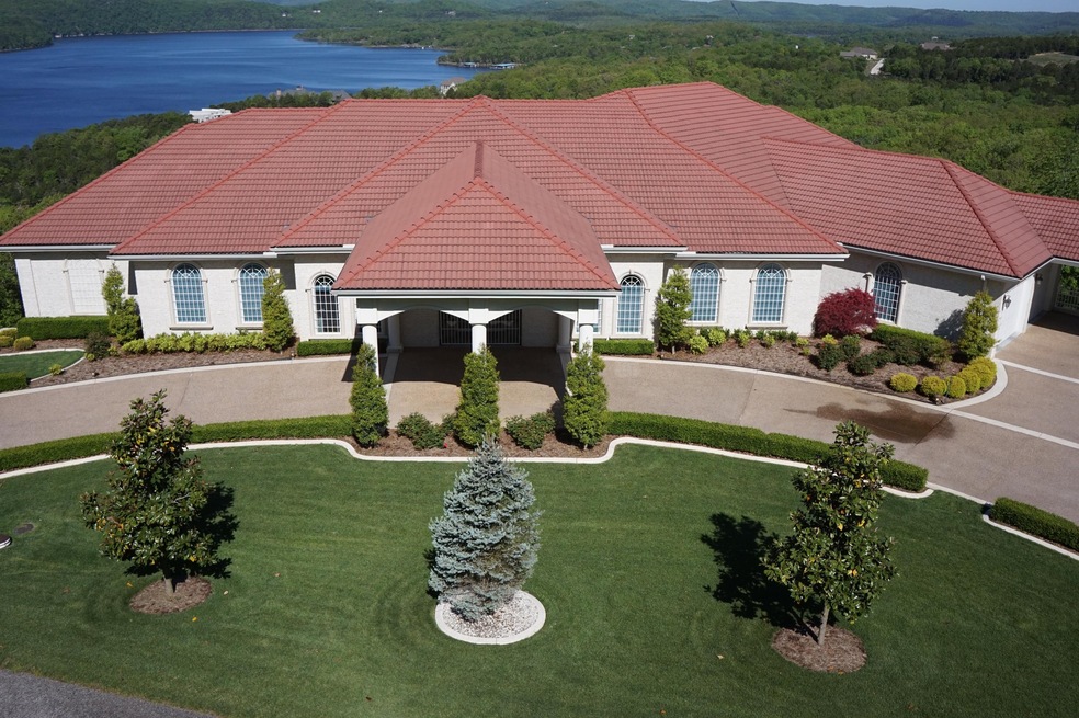 97 Hunters Glenn Ct, Kimberling City, MO 65686 - photo 1