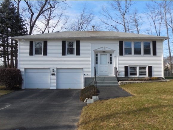 632 Oak St, Manchester, NH 03104 - photo 1