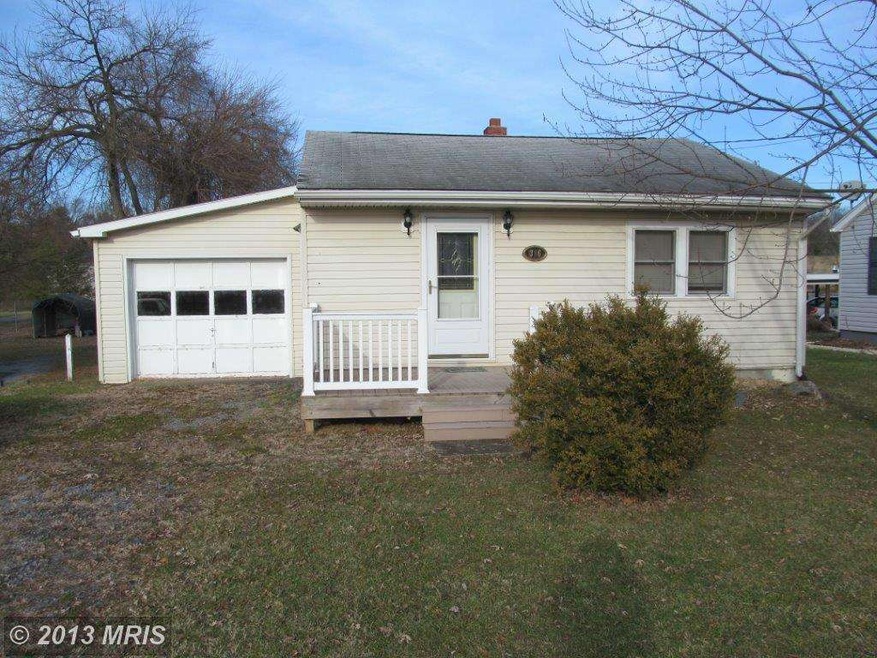 386 W Old Cross Rd, New Market, VA 22844 - photo 1