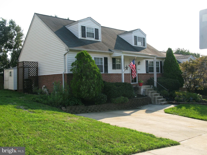 8618 Silver Knoll Dr, Perry Hall, MD 21128 - photo 1