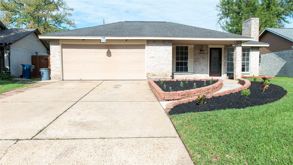 7850 Woodsman Trail, Houston, TX 77040 - photo 1