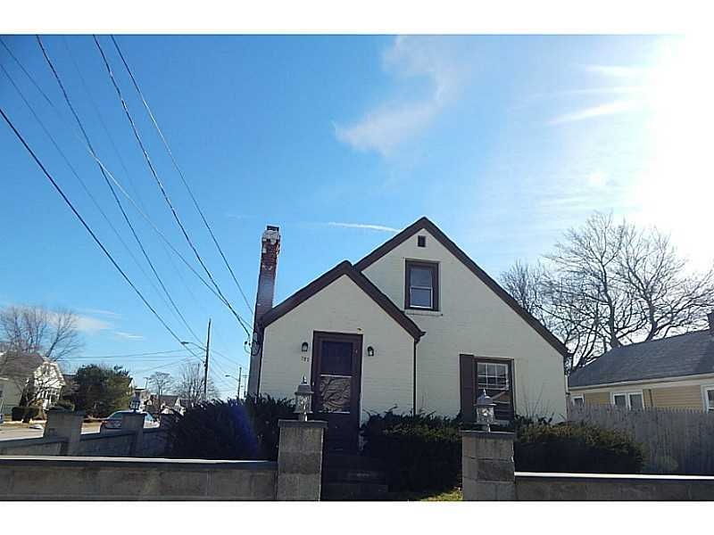 127 Packard St, Cranston, RI 02910 - photo 1