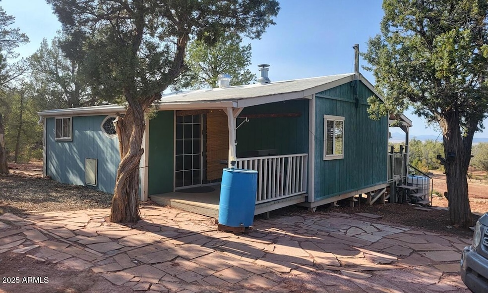 484 W Cone Ln, Ash Fork, AZ 86320 - photo 1