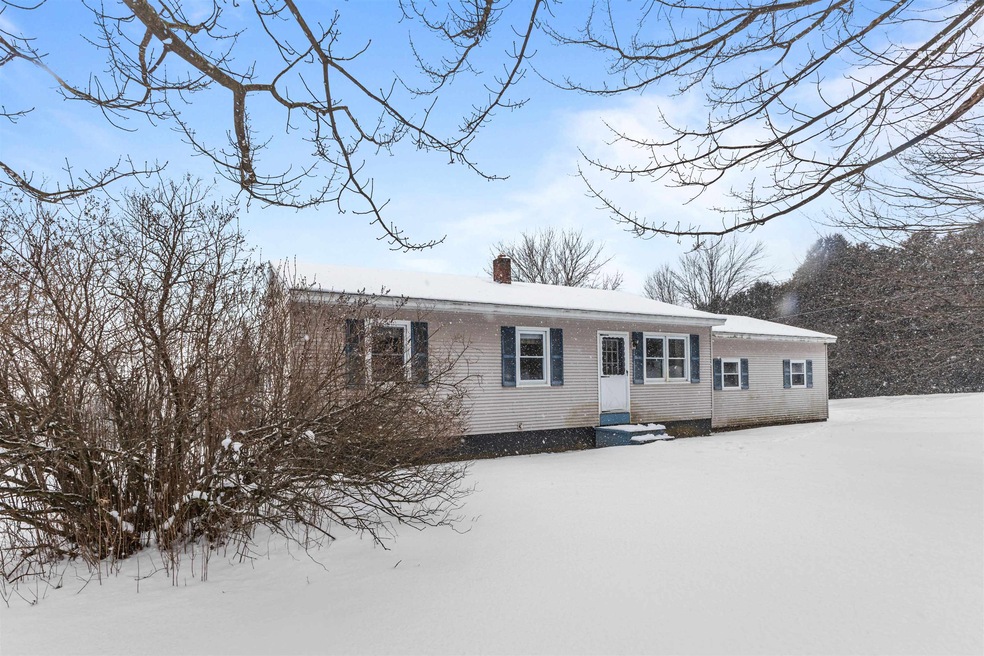 68 Snowcrest Rd, Fairfax, VT 05454 - photo 1