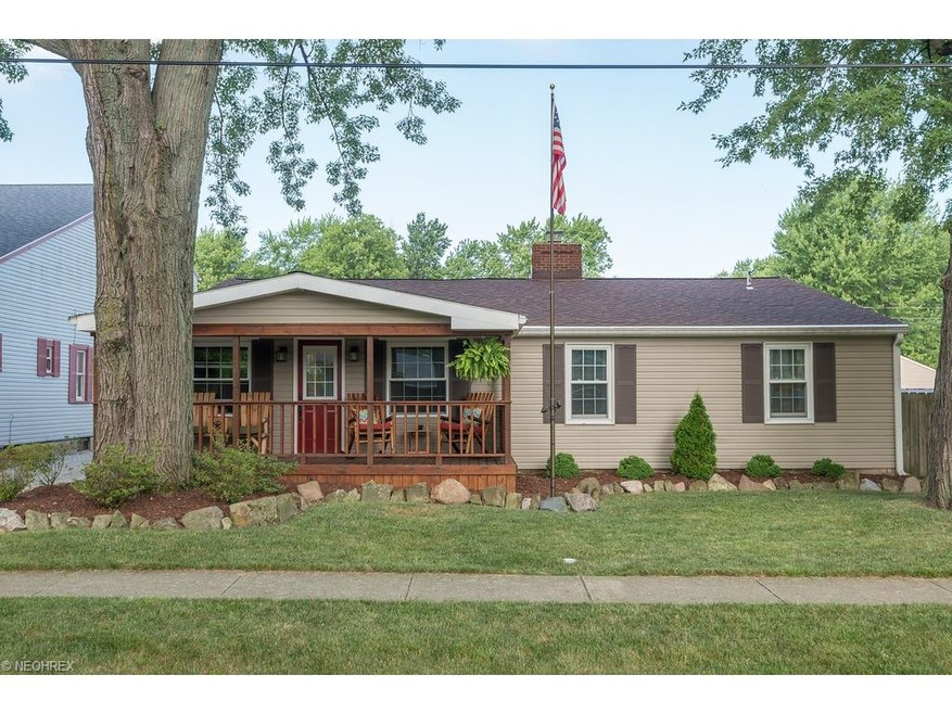 734 Alameda Ave, Sheffield Lake, OH 44054 - photo 1