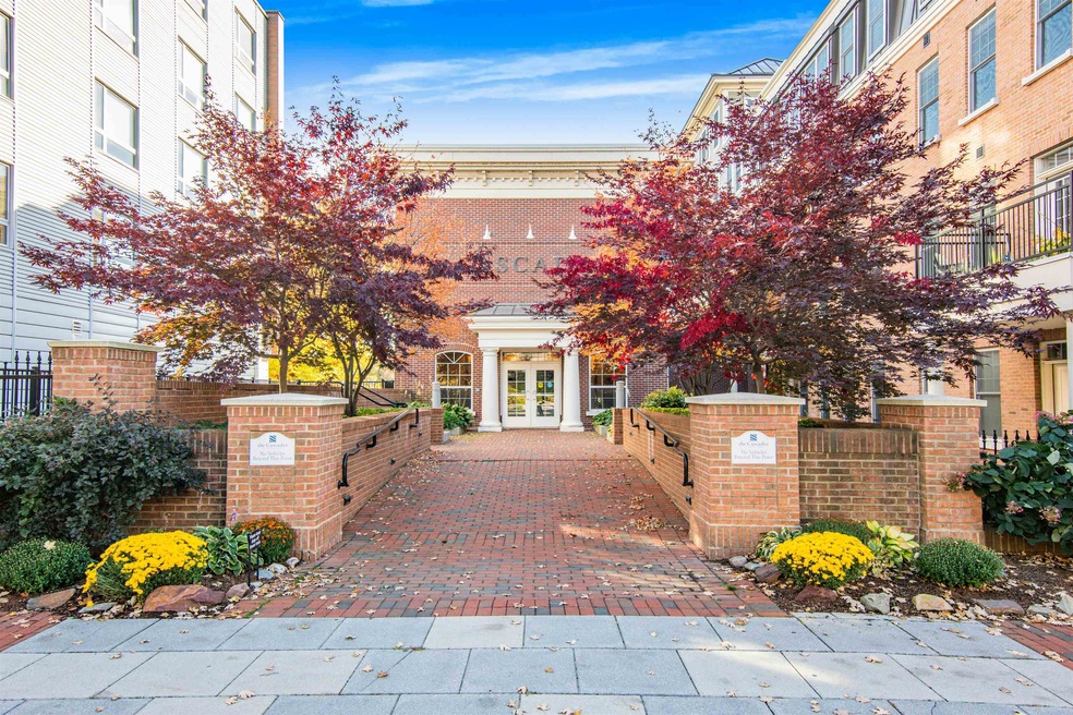 60 Winooski Falls Way unit 1402, Winooski, VT 05404 - photo 1