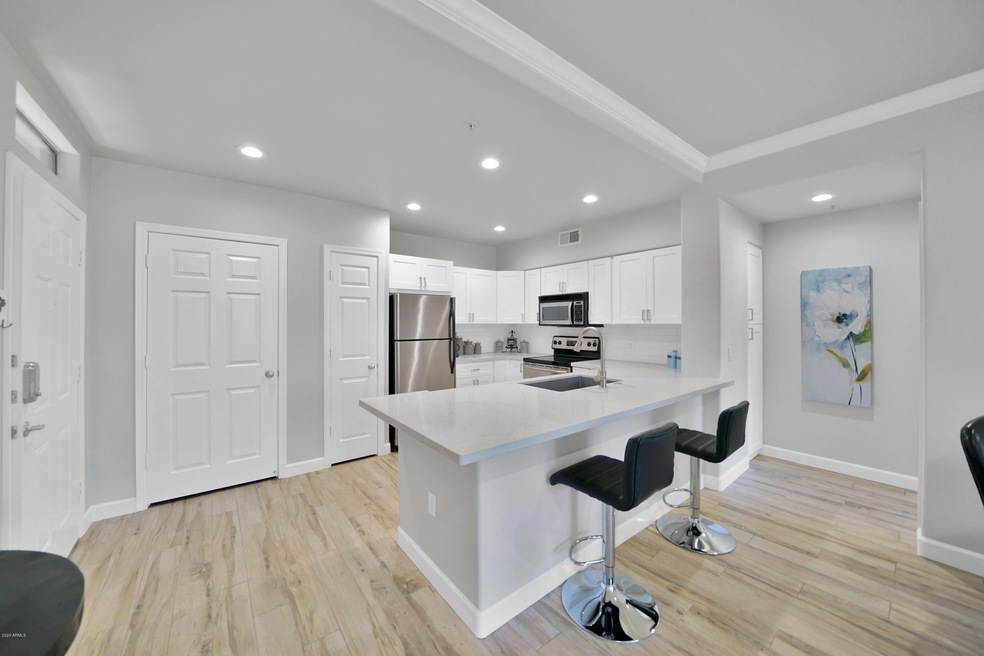 1022 Kitchen