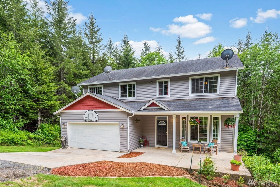 137 Merganser Rd, Longview, WA 98632 - photo 1
