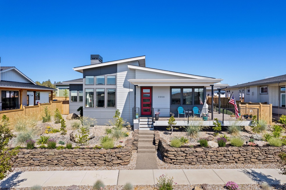 3550 SW 44th St, Redmond, OR 97756 - photo 1