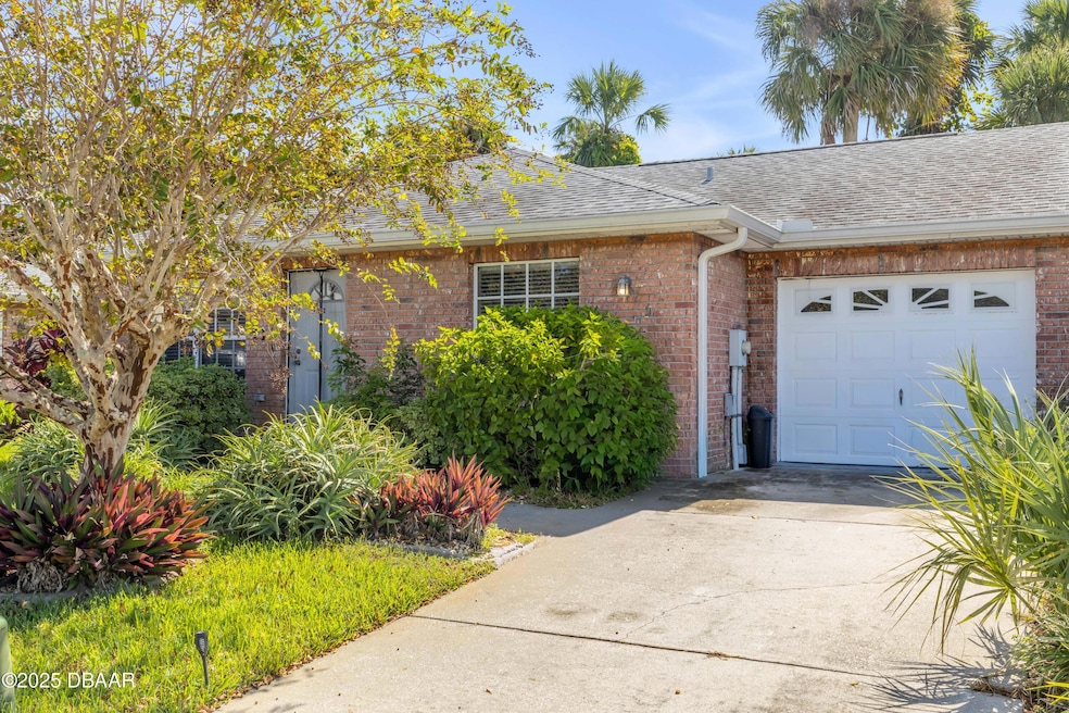 Welcome home to 711 River Oaks