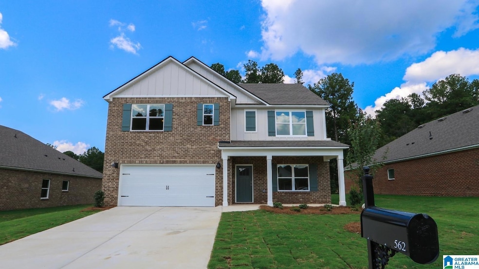 Pending $369,900 • Co-Listing Agent