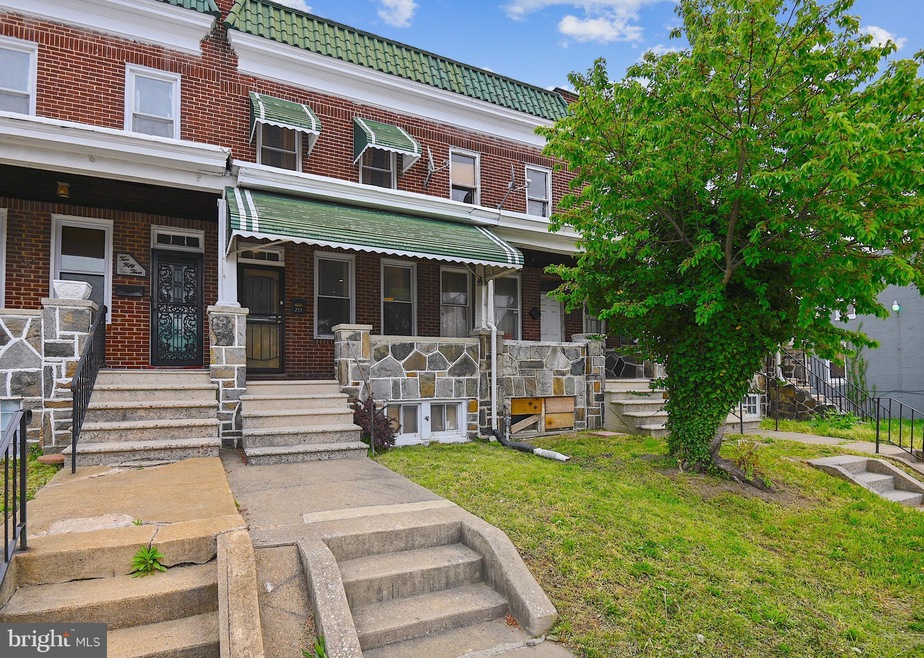 255 S Hilton St, Baltimore, MD 21229 - photo 1
