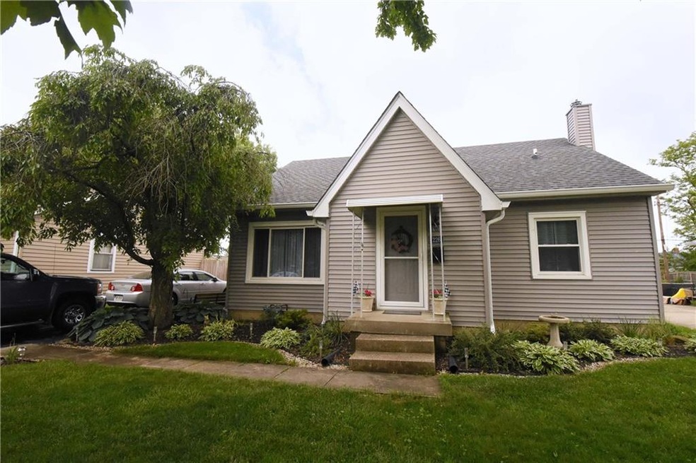 226 N 13th Ave, Beech Grove, IN 46107 - photo 1