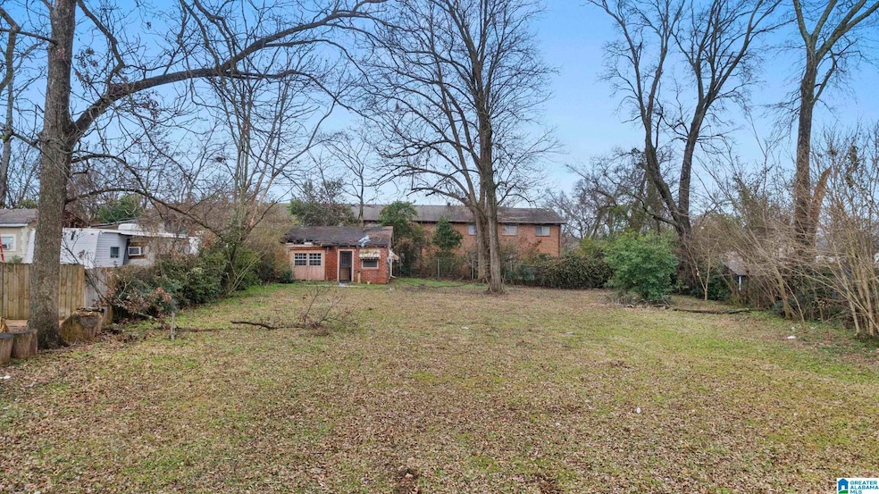 2423 Lee Ave SW unit 1&2, Birmingham, AL 35211 - photo 1