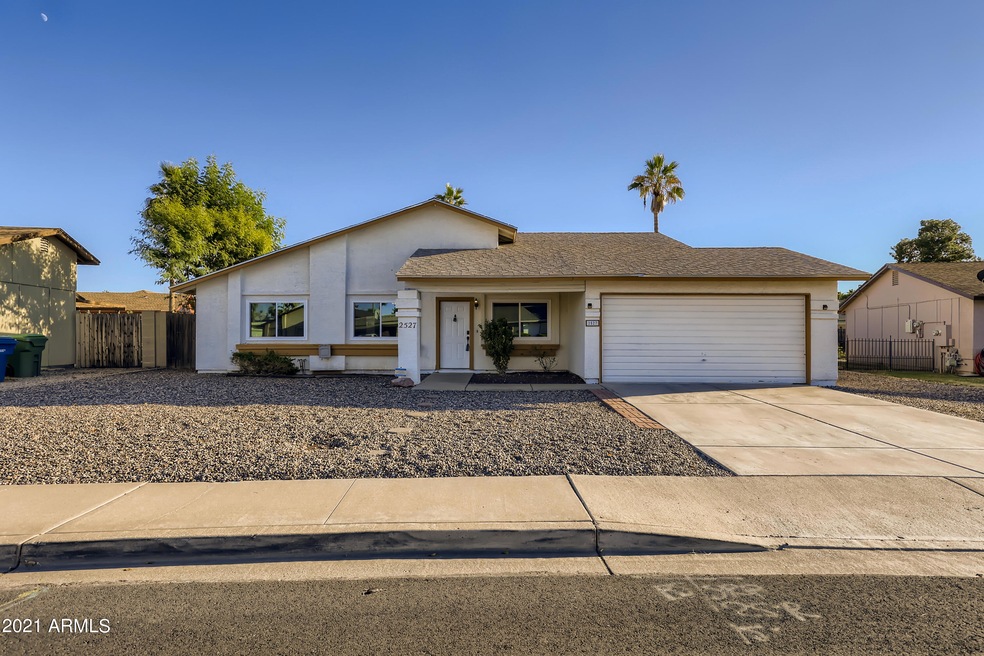 2527 E Dragoon Ave, Mesa, AZ 85204 - photo 1