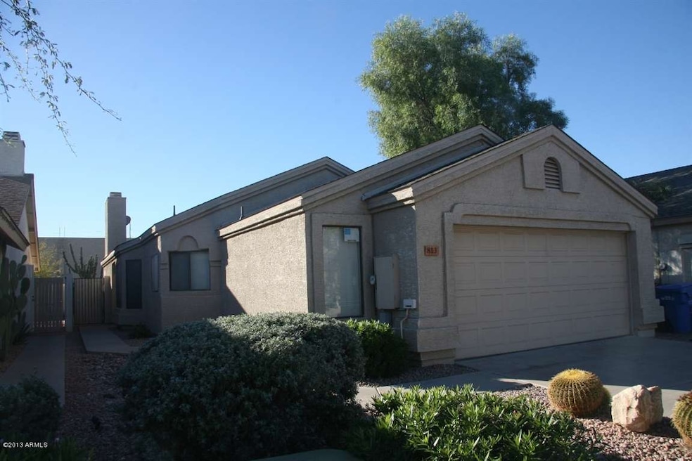 813 E Rosemonte Dr, Phoenix, AZ 85024 - photo 1