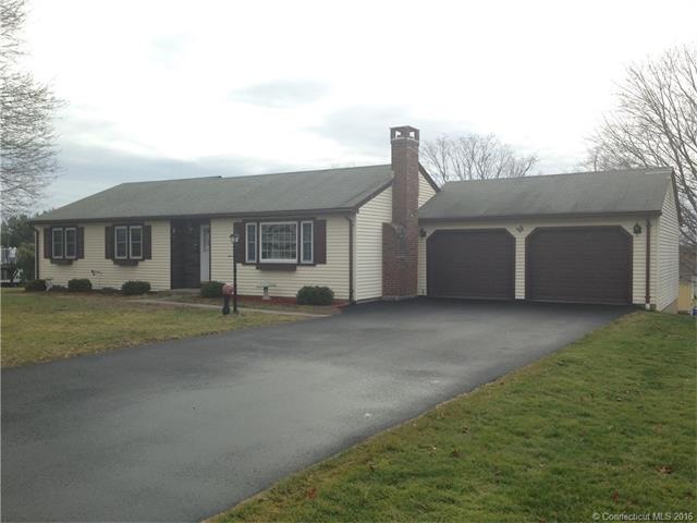Meticulously maintained, 3 bedroom, 1-1/2 bath, ov