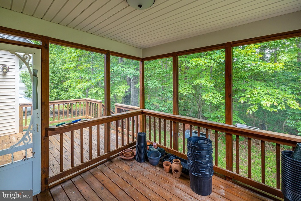 509 Confederate Dr, Locust Grove, VA 22508 - photo 1