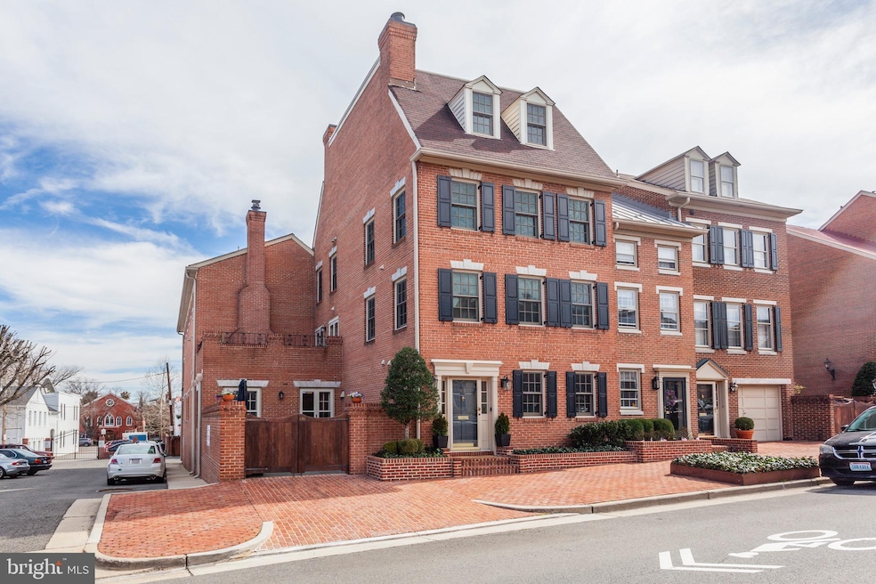 Sold $1,775,000 • Co-Listing Agent