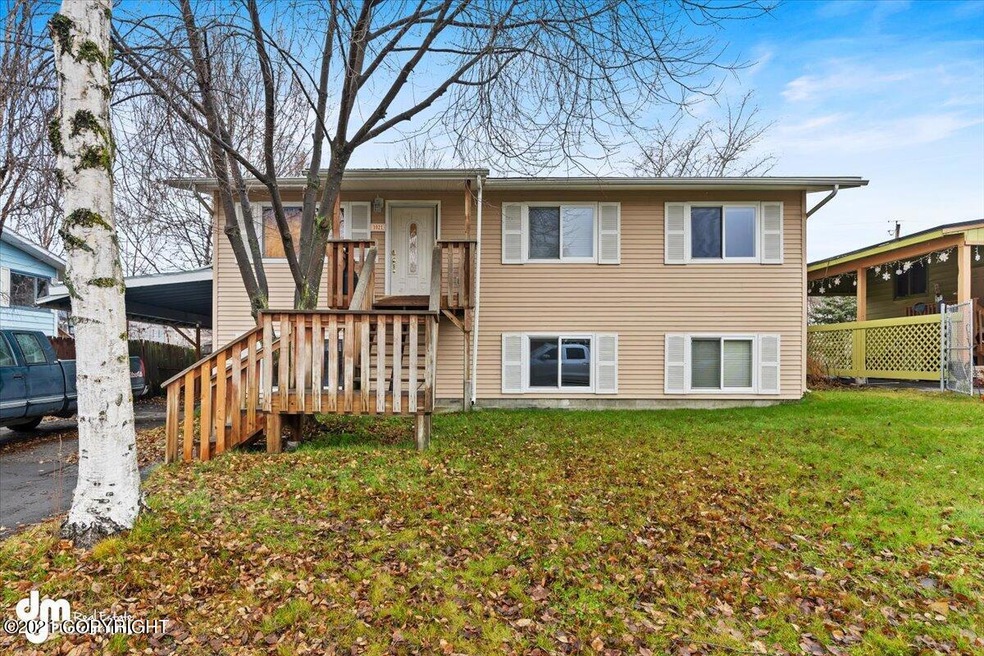 01-Front Exterior_KC_08225
