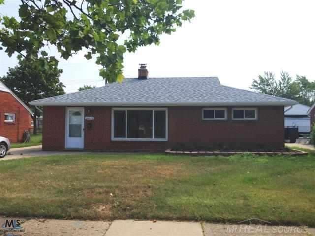 26238 Dale Ct, Roseville, MI 48066 - photo 1