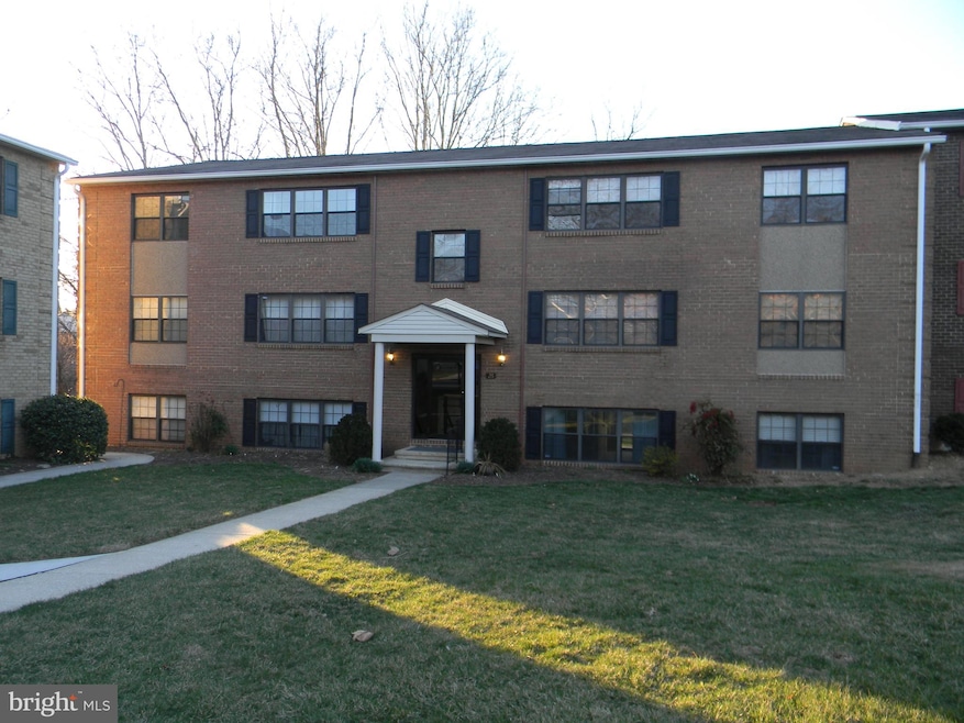 26 Alanbrooke Ct unit 26B, Towson, MD 21204 - photo 1