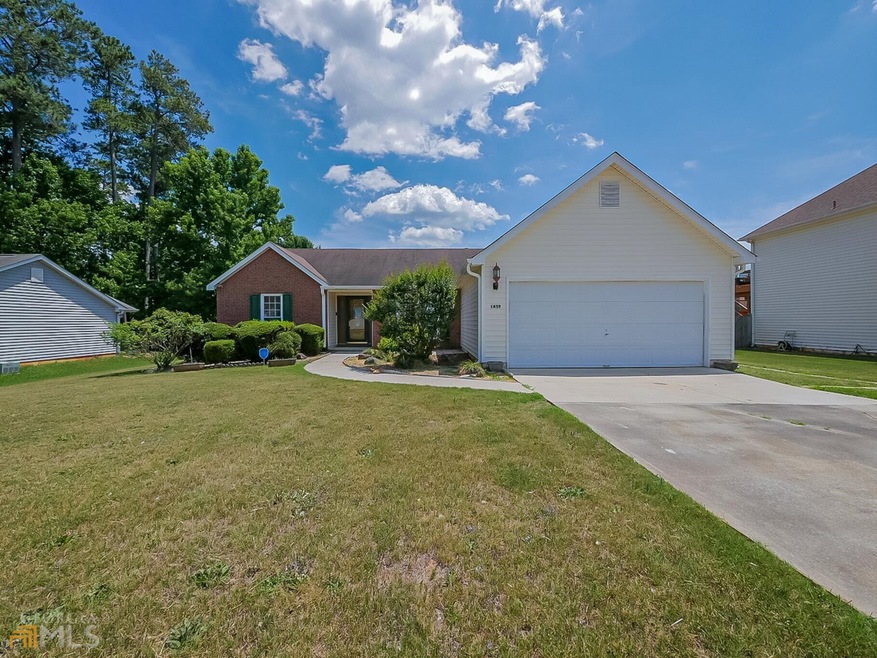 1459 Trafalgar Ct, Hampton, GA 30228 - photo 1
