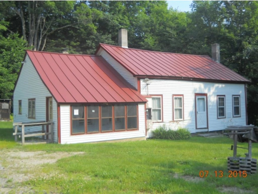 129 Elkins Rd, Elkins, NH 03233 - photo 1