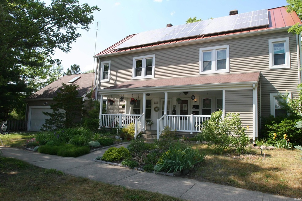 304 W Cleveland Ave, Elkhart, IN 46516 - photo 1