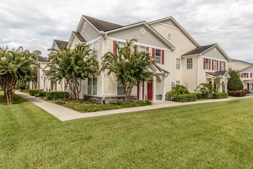 2200 Marsh Hawk Lane #206