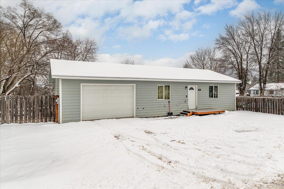 608 N Victoria St, Chewelah, WA 99109 - photo 1