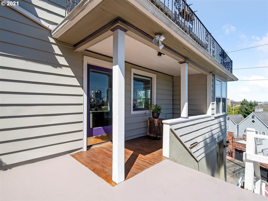 Sold $617,750 • Co-Listing Agent