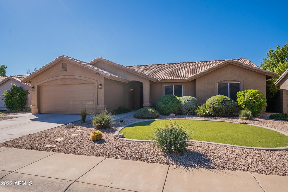 1250 S Crossbow Place, Chandler, AZ 85286 - photo 1