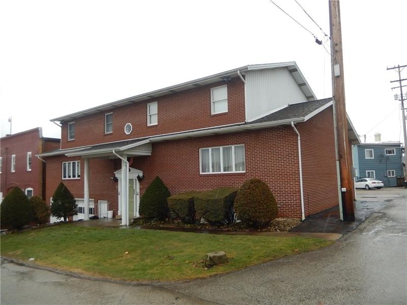 This duplex is a great investment opportunity.