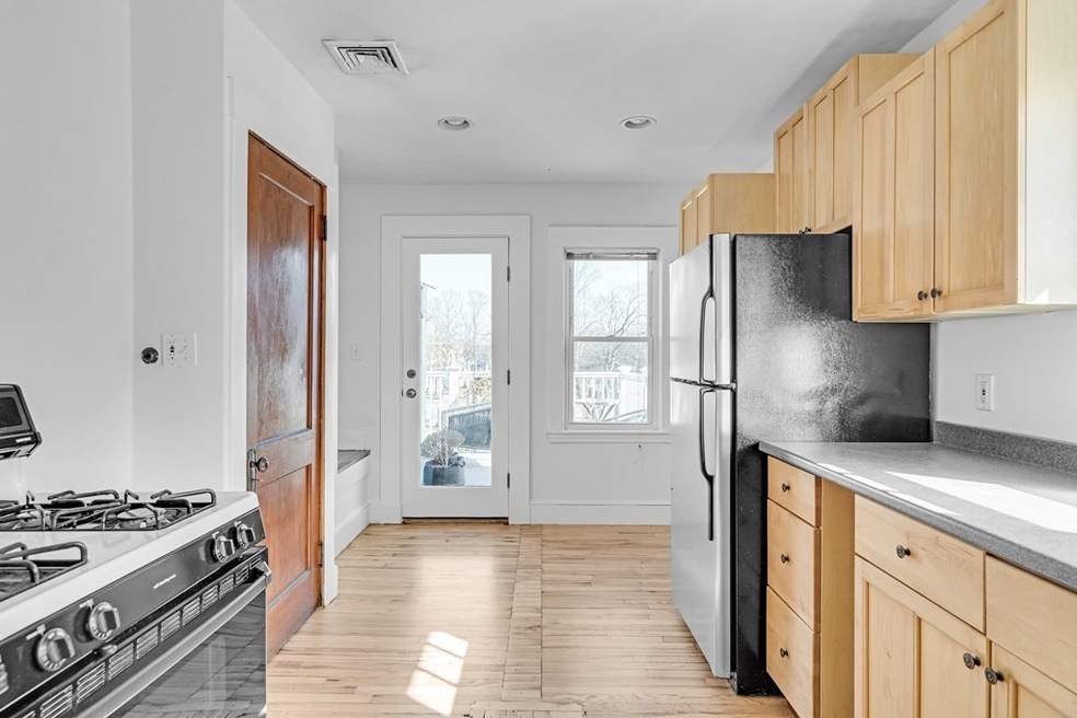 44 Waldo Rd unit 44, Arlington, MA 02474 - photo 1