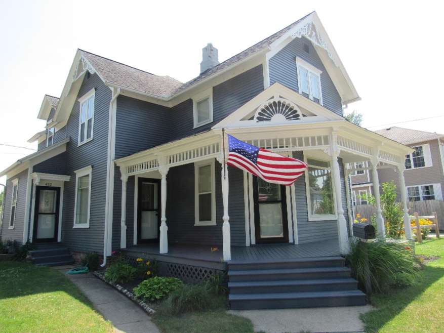 402 W Main St, Niles, MI 49120 - photo 1