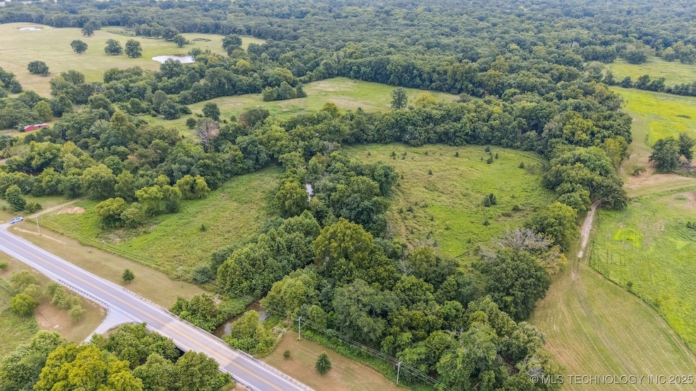 16370 E 450 Rd, Claremore, OK 74017 - photo 1