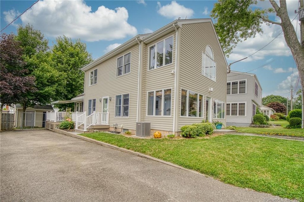 24 2nd Ave, Branford, CT 06405 - photo 1