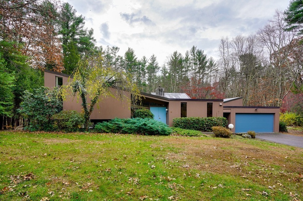 91 Carleton Rd, Carlisle, MA 01741 - photo 1