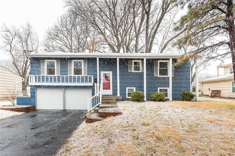 7310 Melrose Ln, Shawnee, KS 66203 - photo 1