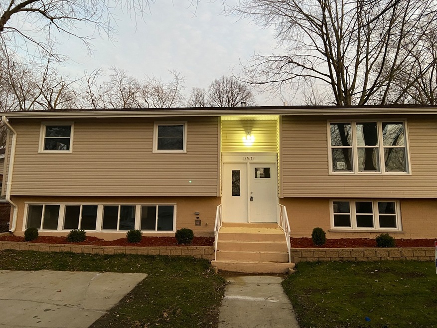 17117 Elm Dr, Hazel Crest, IL 60429 - photo 1