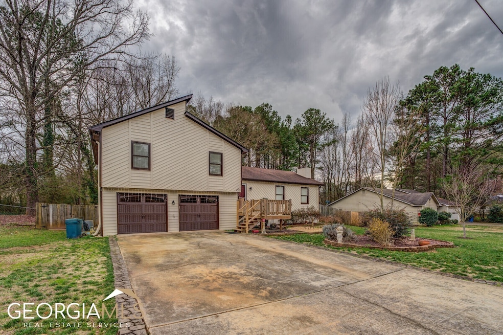 459 Valley Woods Cir SE, Conyers, GA 30094 - photo 1