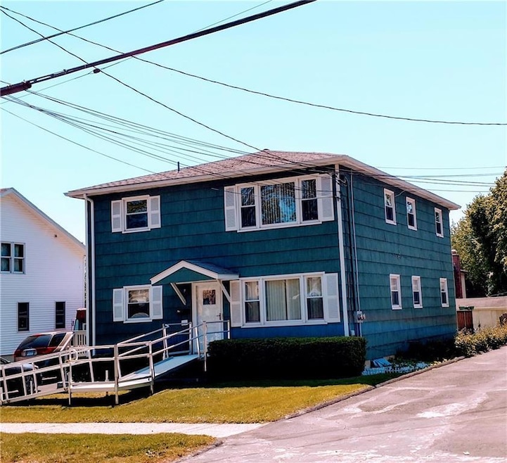 24 Hoyt St unit 2, Danbury, CT 06810 - photo 1