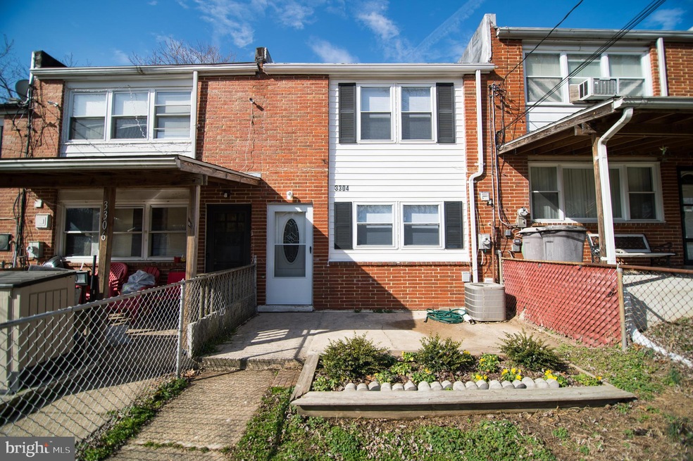 3304 Bero Rd, Halethorpe, MD 21227 - photo 1