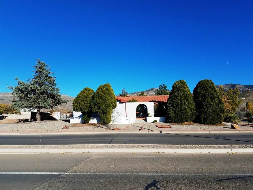 306 Scenic Dr, Alamogordo, NM 88310 - photo 1